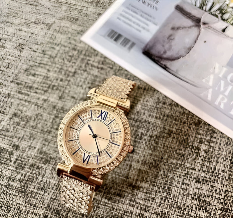 ROSE GOLD LUXURY WATCH