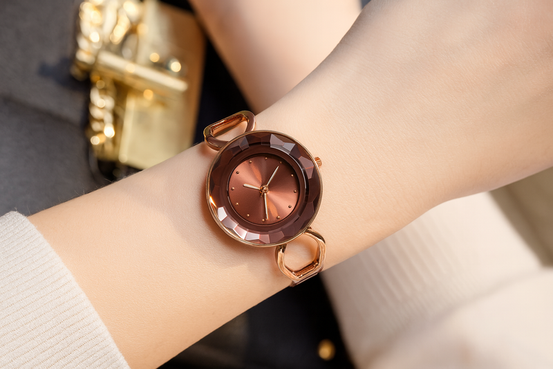 ROSE GOLD STRAP WATCH